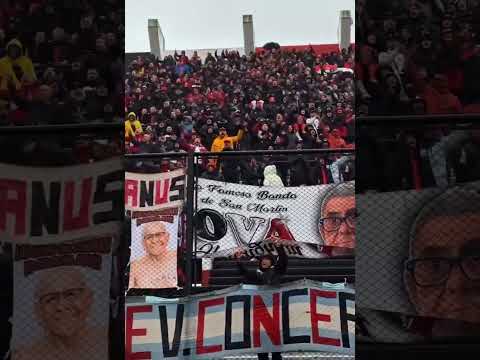 "La Famosa Banda de San Martin - Chacarita Juniors" Barra: La Famosa Banda de San Martin &bull; Club: Chacarita Juniors