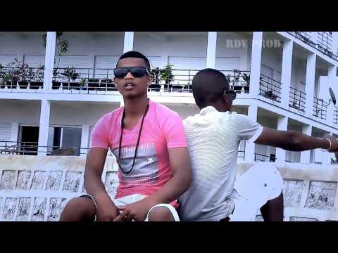 Yv'clar Docteur LovE ft Titan - Za magnontany [ Official Clip ]