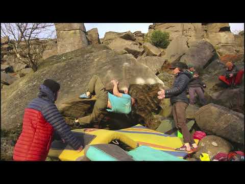 Bentley's gonna sort you out 7b+, Stanage