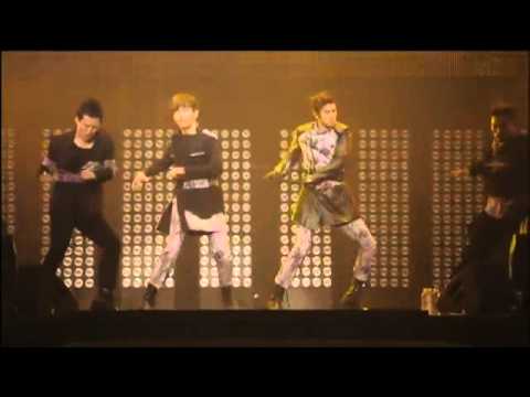 2011 SMTOWN LIVE in PARIS Before U Go -TVXQ