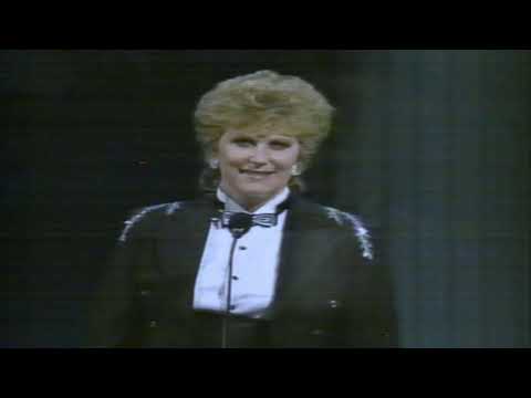 Tamworth 18th Annual Australasian CMA (1990) - Opening Titles & Deniese Morrison Song.