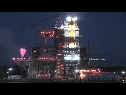 La NASA è pronta per un test completo del fuoco a caldo SLS, potrebbe avvenire presto a gennaio