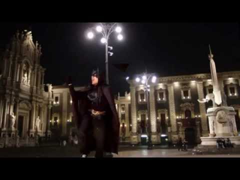 PSY BATMAN GANGNAM STYLE   davidekyo