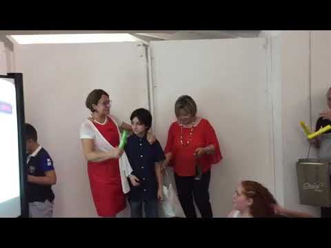 Cesarano Raffaele cena con le maestre 2018