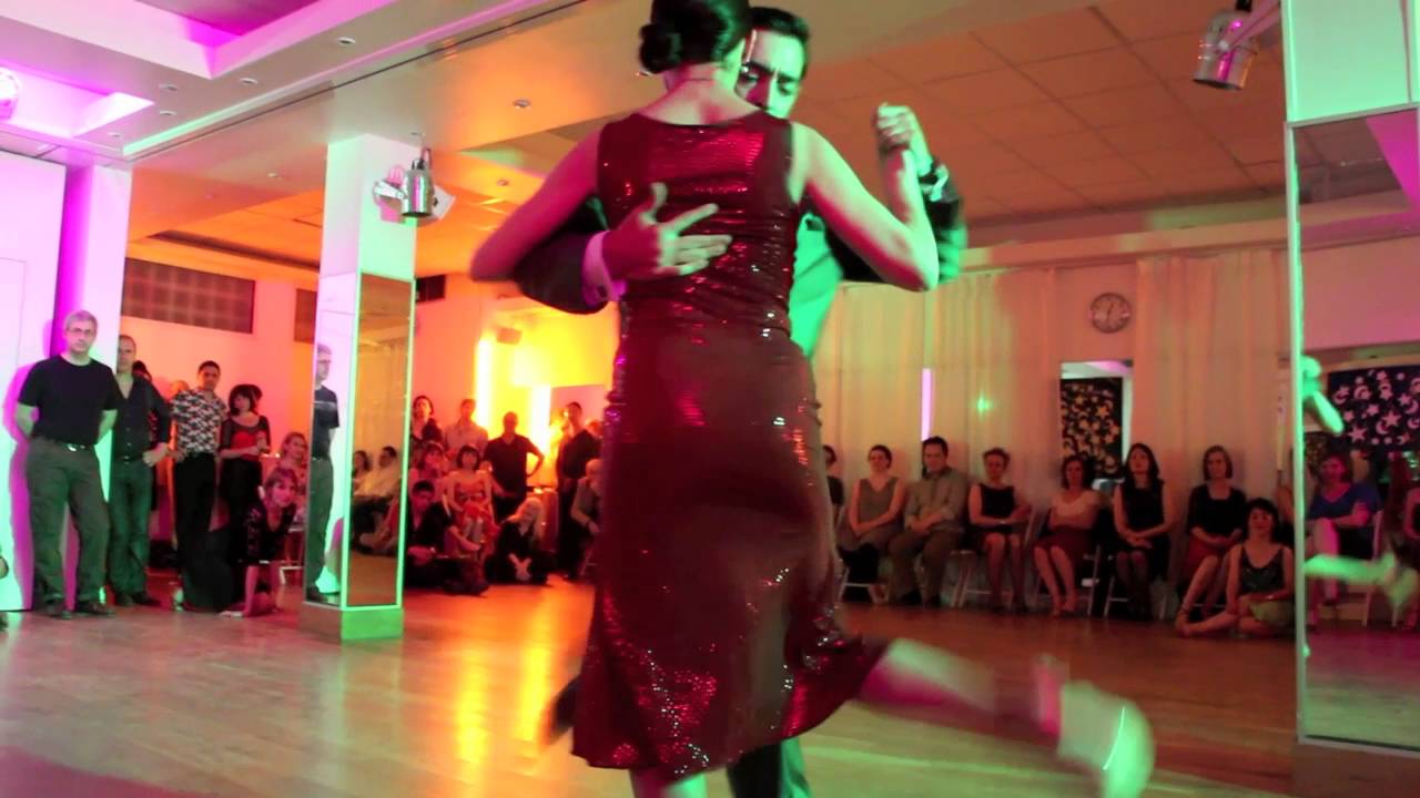 Milonga Esta Noche de Luna : Démo de Sandrine Navarro et Demián García