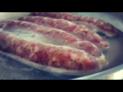bratwurst  /©  (german sausage / potato salad