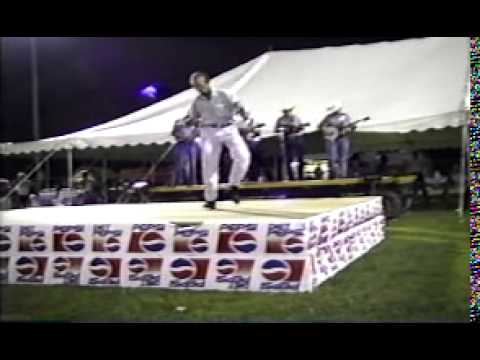 Thomas Maupin Dancing to Vester Turman - Sally Goodin