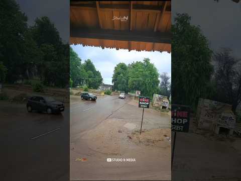 Be careful when entering to Road 🥵💥🤷🏻 Tata Punch and Ford Figo Meet on Road #shorts #traffic #road