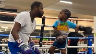 Floyd Mayweather TEACHING his 3 y/o Grandson DEFENSE • Kjmeezy Mayweather
