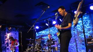 Paul Gilbert - You Keep Me Hangin&#39; On (Diana Ross &amp; The Supremes)