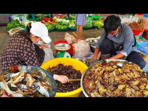 Art Of Living Cambodian Wet Market In Phnom Penh - Fresh Food Compilation For Sales In Daily Life