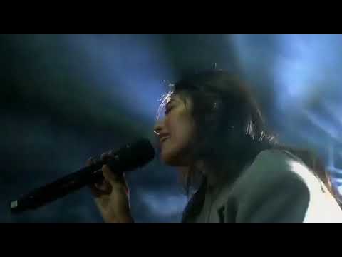 Gigi de lana Live @  San Jose City