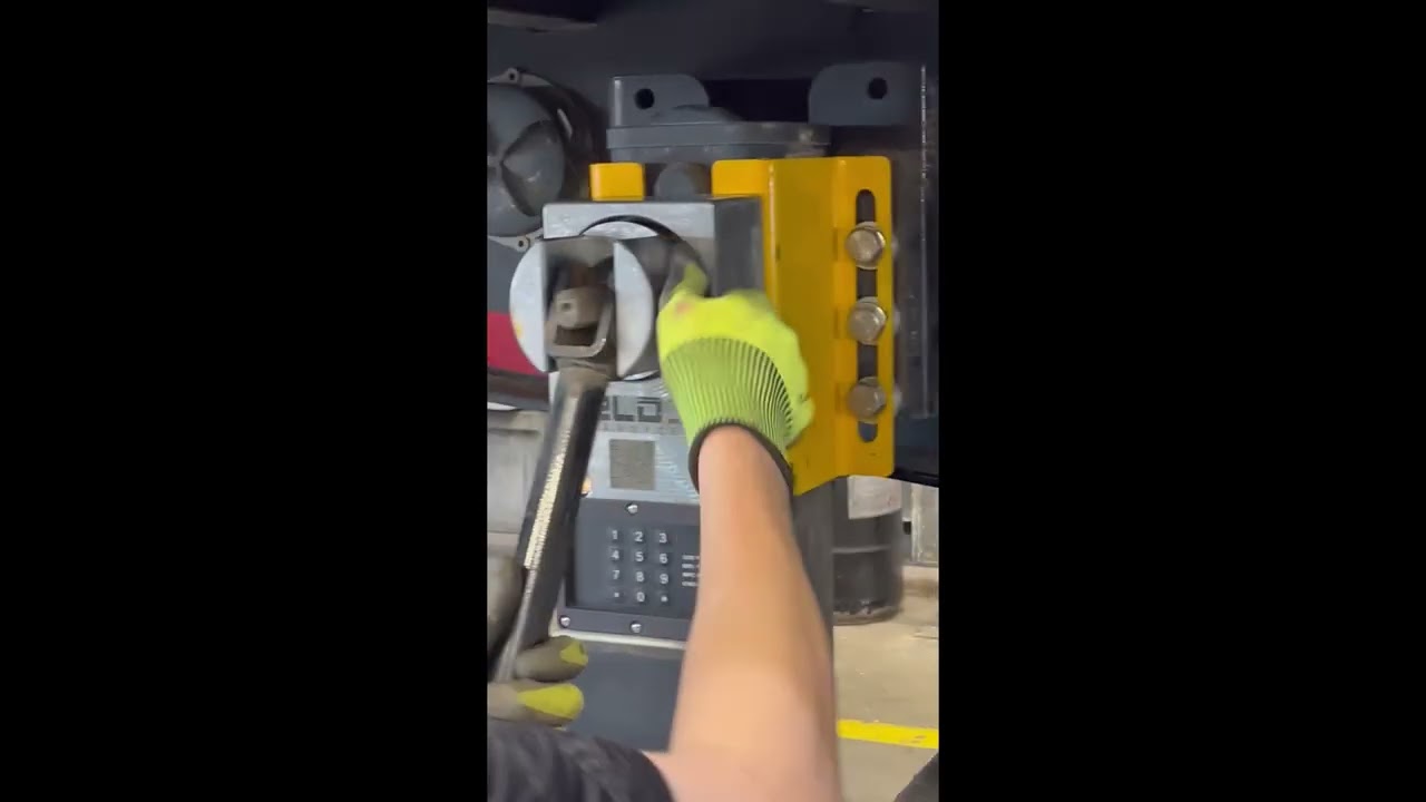 EM6000 install attachment