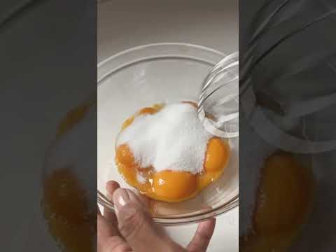 Tap, tap, crack to reveal this 4-ingredient crème brûlée inspired by a warm cup of chai 🥰✨ #shorts