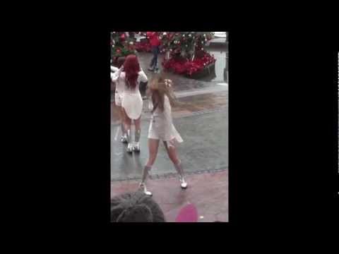 [Fancam]T-ara Jiyeon sexy dance hộc máu in showcase [ like the first time ]