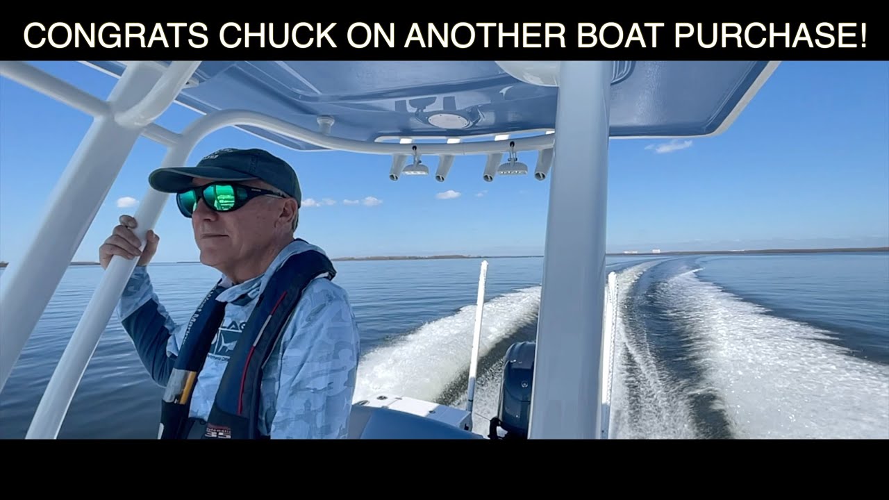 Robalo 246 Cayman - Trailer