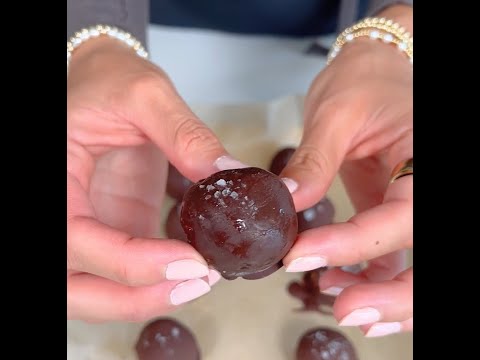 Peanut Butter Cup Cottage Cheese Balls 🤯