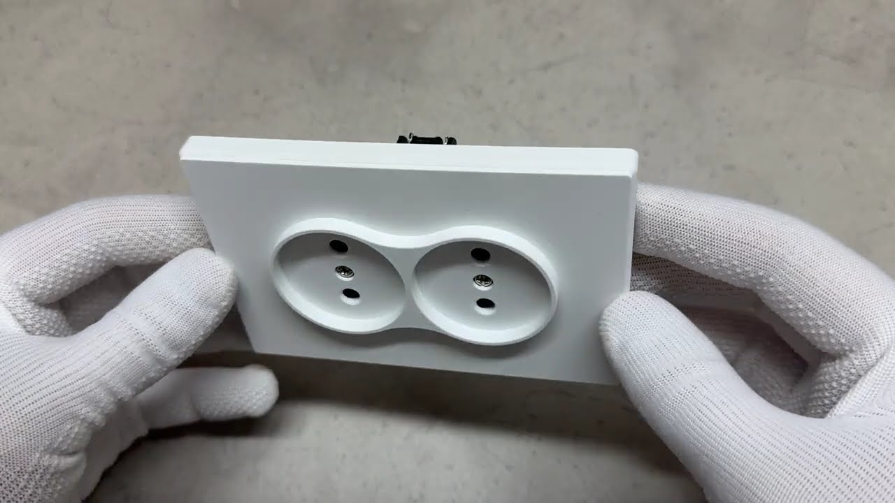 Розетка подвійна без заземлення біла матова VIDEX NOTA (VF-NT-SK2-WH)