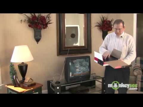 Digital TV Transition - How to Connect a Digital to Analog TV Converter Box - MonkeySee.flv
