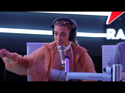 Alina Eremia joaca Ping Pong verbal cu Alexandra Gavrila