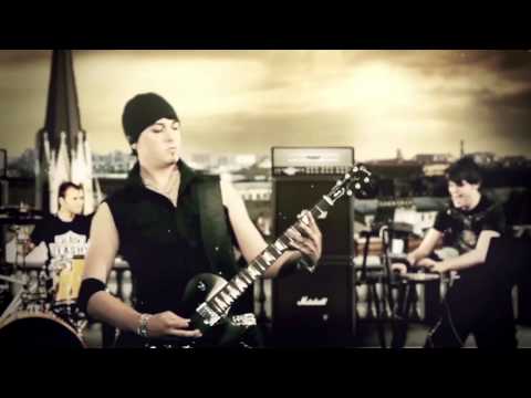 GReeNOX & KharmaGuess - The Moment (Music Video)