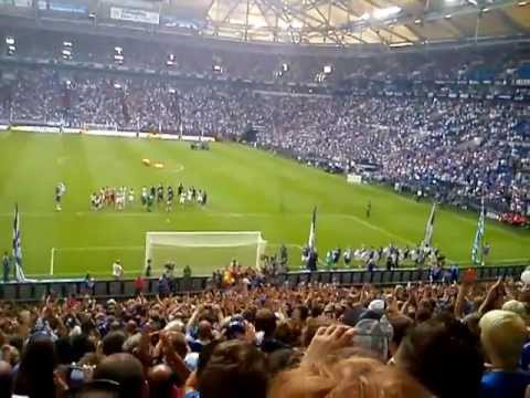 Raul Abschiedsspiel 27.07.13 Raul sagt Gracias zur Nordkurve!!!