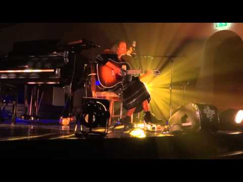Mirel Wagner - Red (live at Le Guess Who?, Utrecht 2015)
