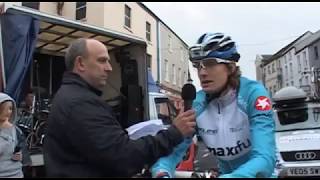 preview picture of video 'Bunk Campers sponsor Team Exiles - Cycling Race Ireland | Campervan hire Ireland'