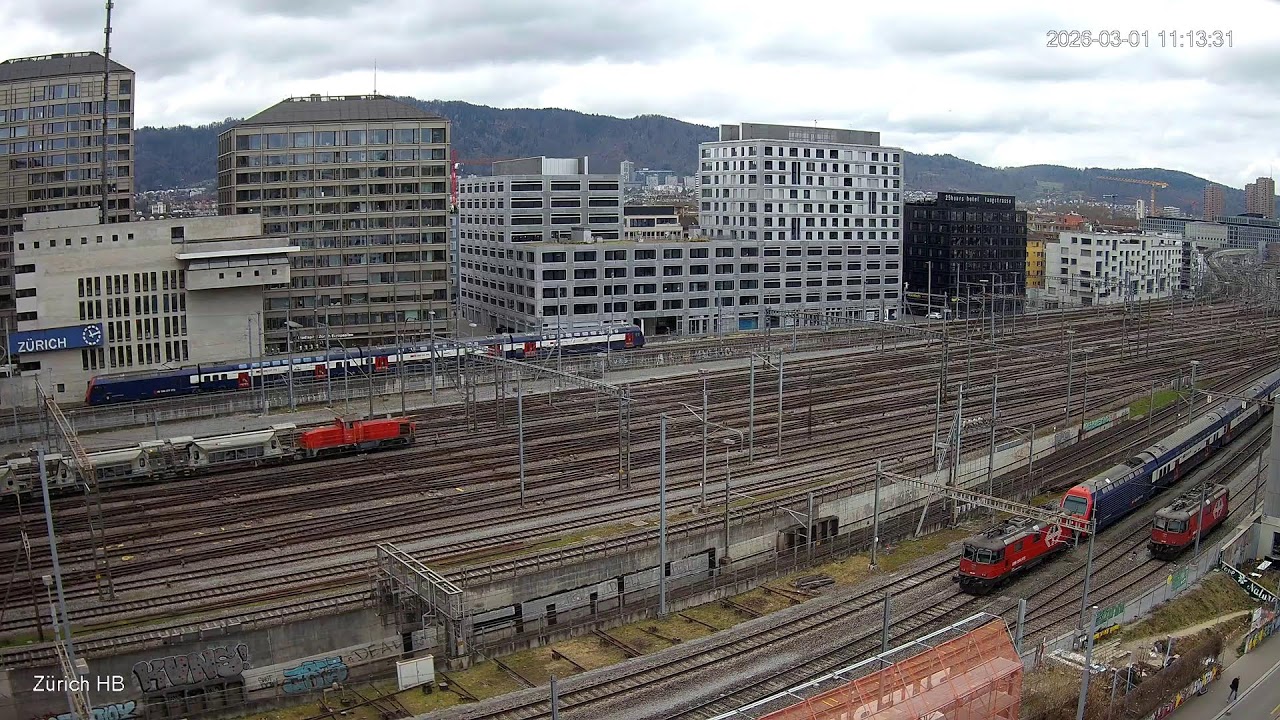 Live webcam view of Zurich Central Station Live View