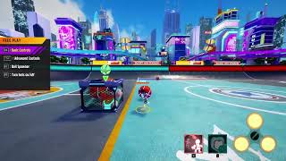 weird side throw swing dunk