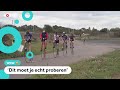 Grappig: racen met hele oude fietsen
