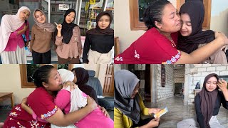 Download lagu DURING MY FOLLOWING, Mbak Endah Rara Sukma CAN MAKE HER PARENTS HAPPY - a small gift for Mother's... mp3