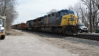 preview picture of video 'RS5T NS Dash 9, Union Pacific and CSX in Fostoria, Ohio 4-6-14'