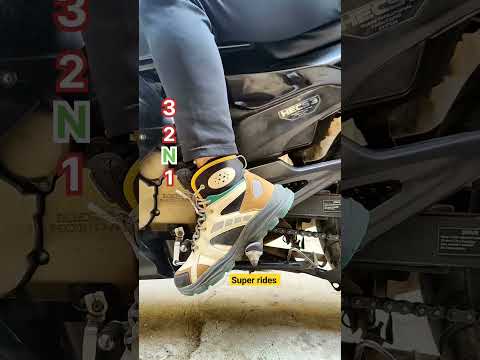 How to shift gears on a motorcycle | universal shifting pattern #motorcycle #trending #bikelife #zmr