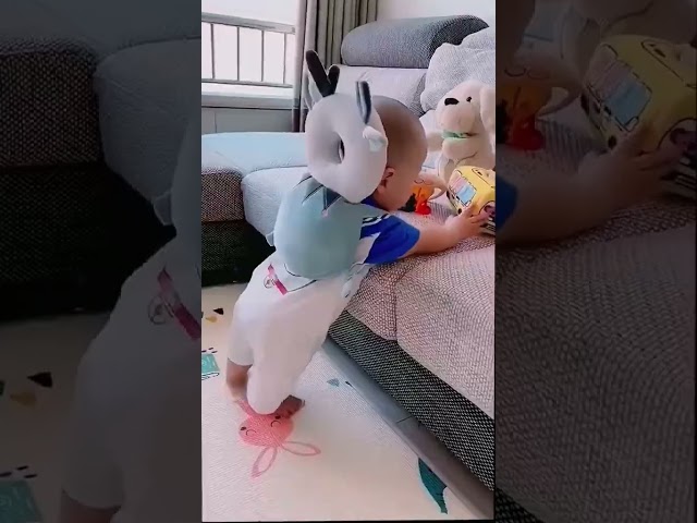Vídeo relacionado con Vicloon Protector de Cabeza para Bebe, Cojín Protector Seguridad Bebe con Rodilleras, Ajustable Almohada Protección Bebe, Protección para Cabeza y Espalda del Niños para Gatear y Caminar-Monstruo azul