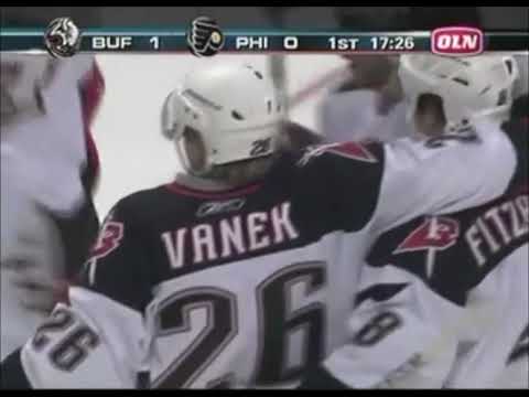 Thomas Vanek Goal - Game 4, 2006 ECQF Sabres vs. Flyers