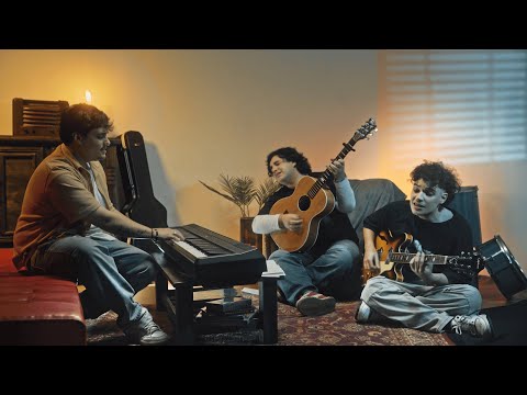 THE FAM - Si solo se vive una vez