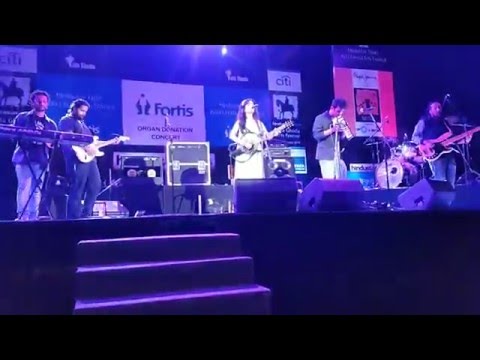 Shibani Kashyap Shibani Kashyap Thodi Thodi Saanjh Kala Ghoda Festival 2016