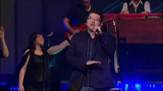 Michael W. Smith y Coalo Zamorano - I Surrender All - A New Hallelujah ( DVD ) - In Lakewood Church