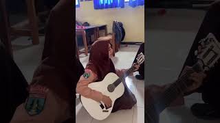 Download lagu Selvi Ayunda Akustik Satru 2 #shorts mp3 Download lagu Selvi Ayunda Akustik Satru 2 #shorts mp3