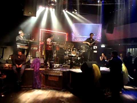 Mahyar Fazeli Khalije Fars Holland Mehregan 2011 Pichak Band