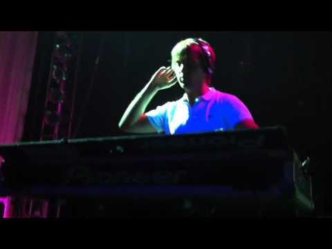 Dj Anisimov @ Moscow hall (8.10.2011)