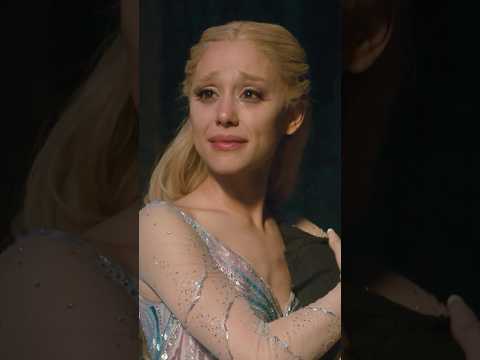 Ariana Grande shines as Glinda ✨