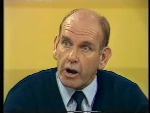 Allan Jeans and Peter McKenna heated discussion in 1985.