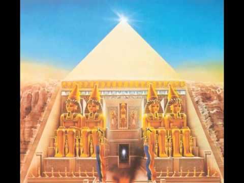 EARTH WIND & FIRE Runnin'