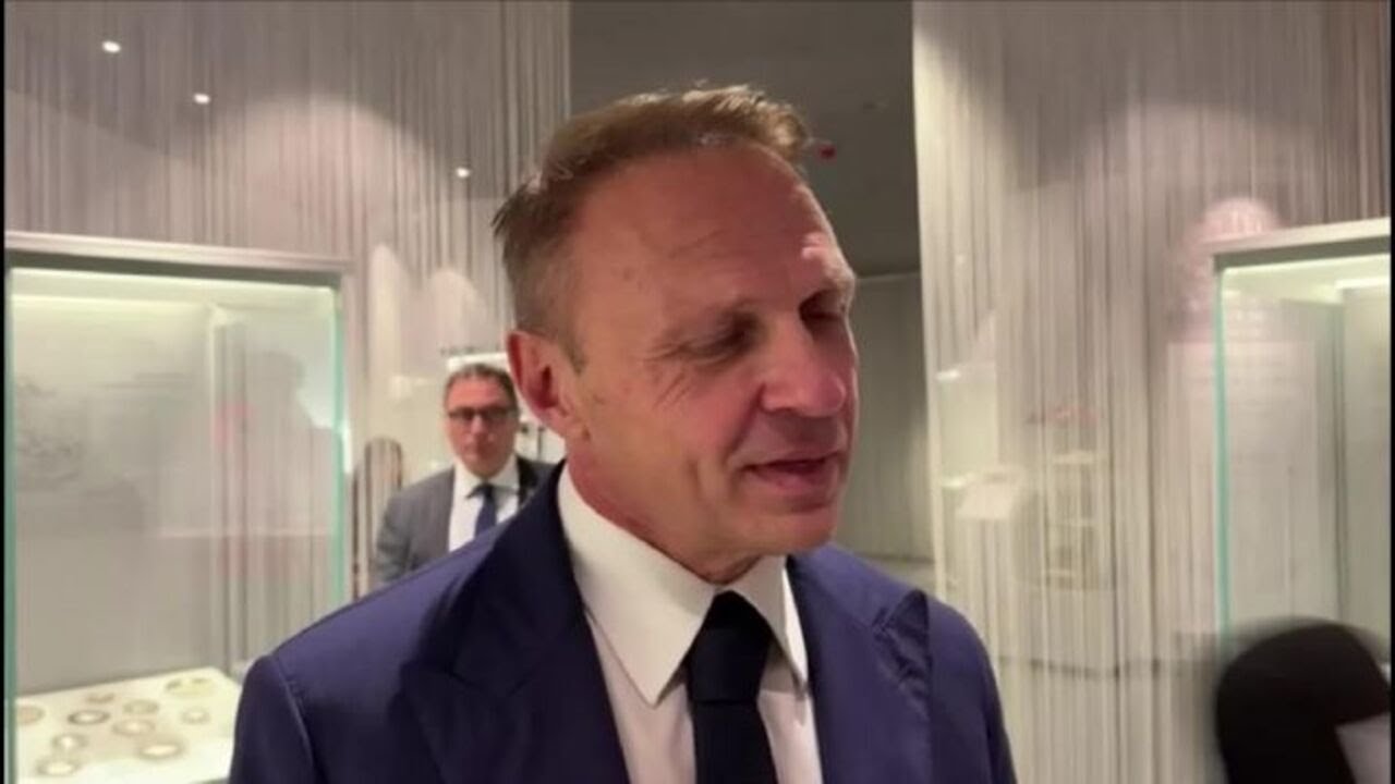 Etichetta tricolore vino, Lollobrigida: Bollinatura che garantisce origine italiana del prodotto