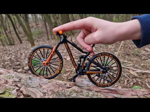 FINGER BIKING MTB TRICKS AND STUNTS AT MEDLÁNKY AIRPORT