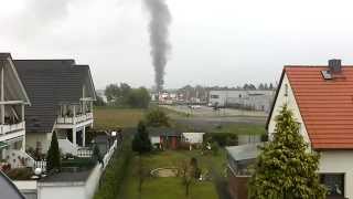 preview picture of video 'Großer Feuerwehreinsatz am REWE in Rodgau Dudenhofen / Nieder-Roden - 30.10.2014 - Huge Fire'