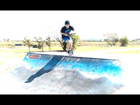 Josh sparks bar in two half pipe