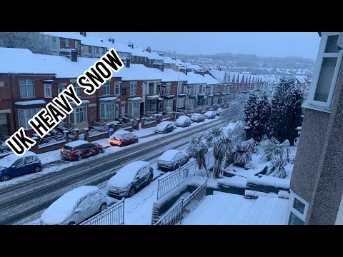 Uk heavy snow |new year ki first snow 10:3:2023 @INSideUK1503
